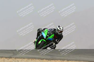 media/Mar-28-2022-Superbike Trackdays (Mon) [[b8603d0f67]]/Advanced Group (1pm-130pm)/Turn 9/